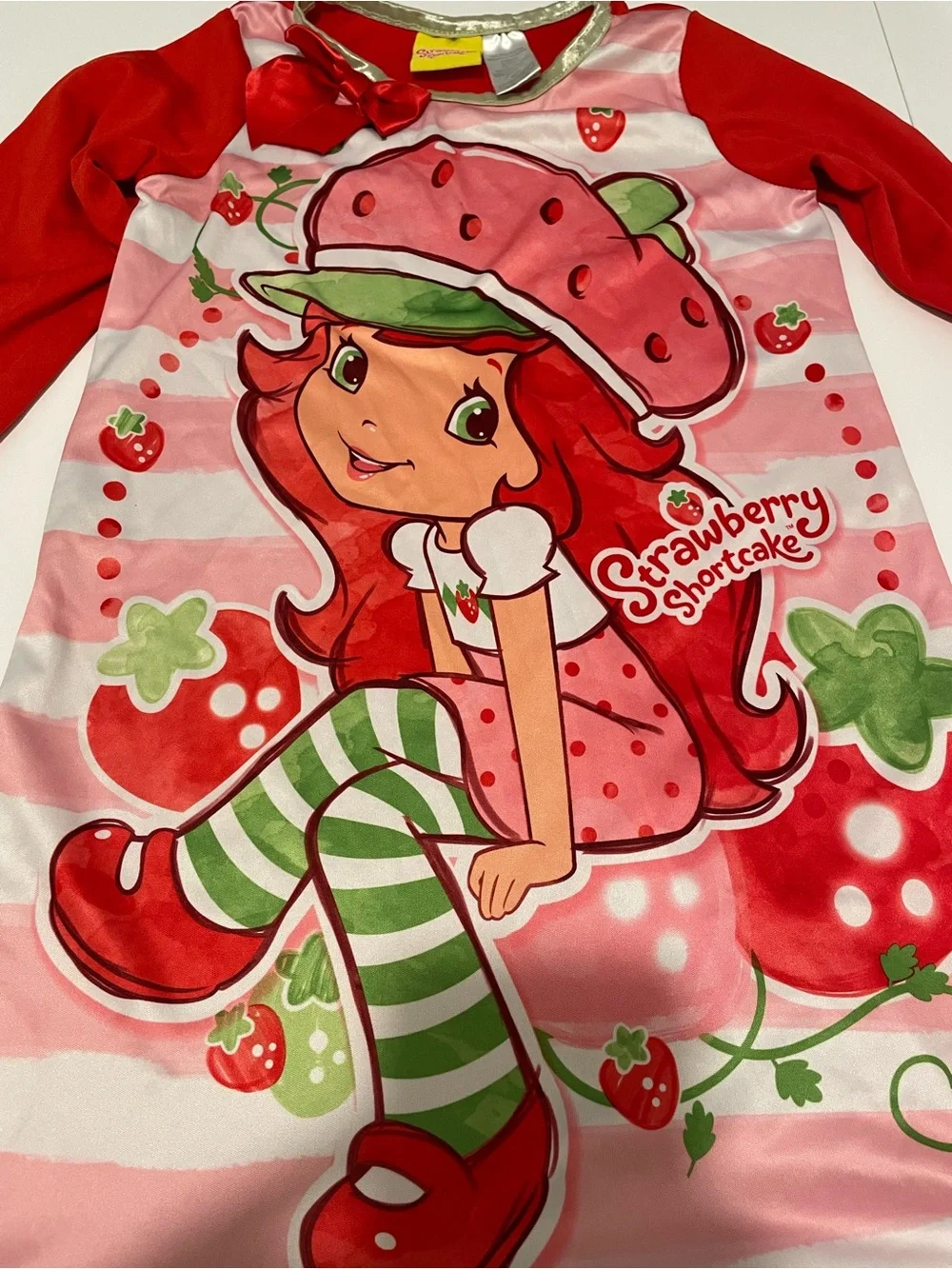 Strawberry Shortcake Girl's size Medium Y2K Long Sleeve Red & Pink Nightgown